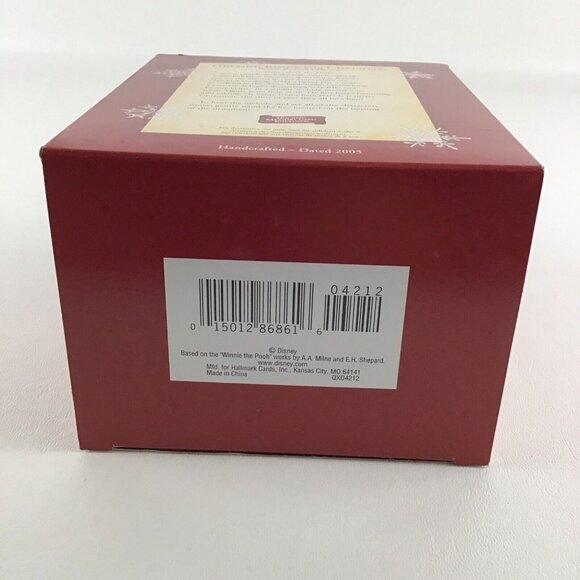 Hallmark Keepsake Ornament Disney Winnie The Pooh Getting Ready For Christmas - Picture 6 of 6